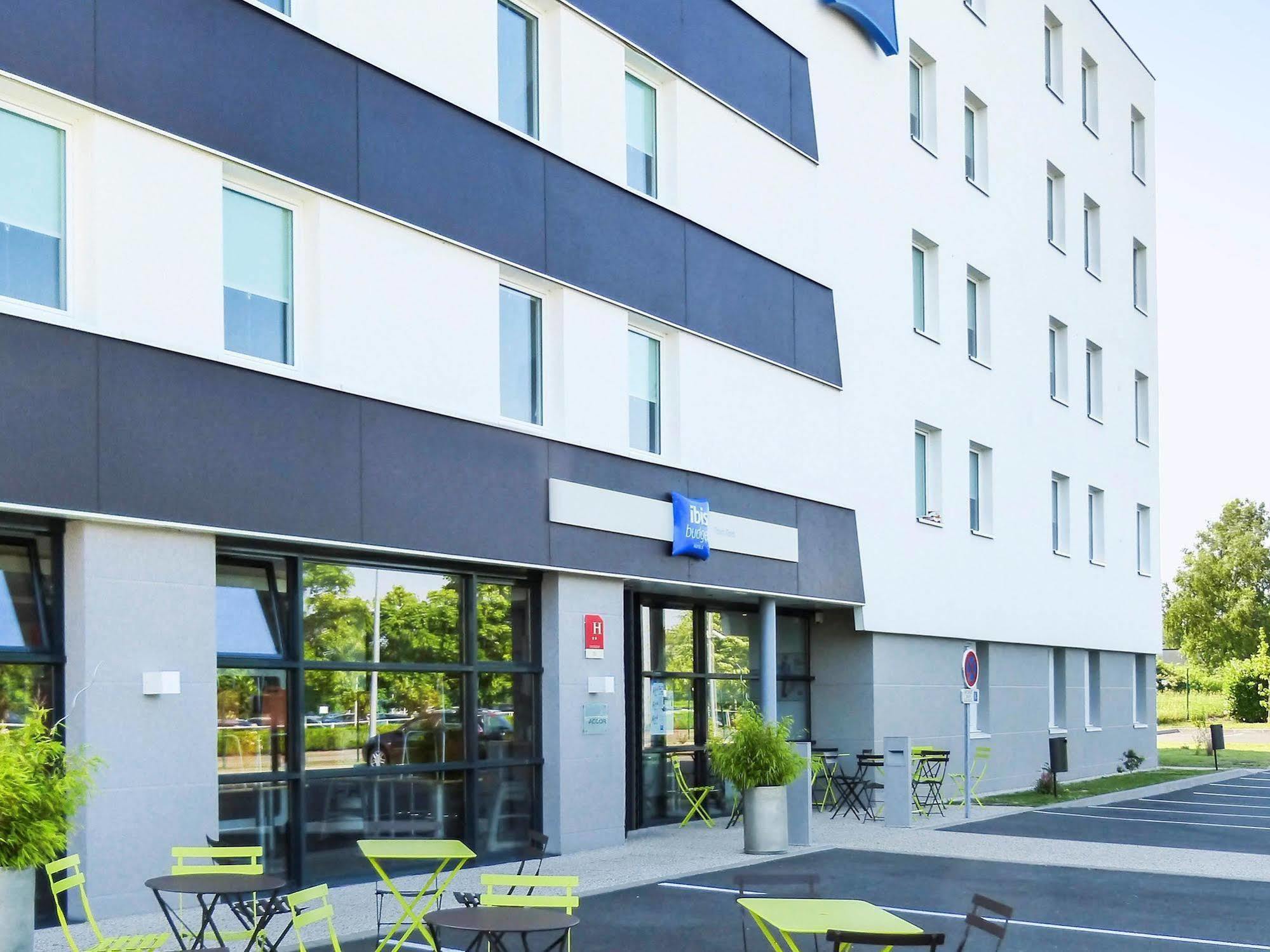 Ibis Budget Tours Nord Экстерьер фото